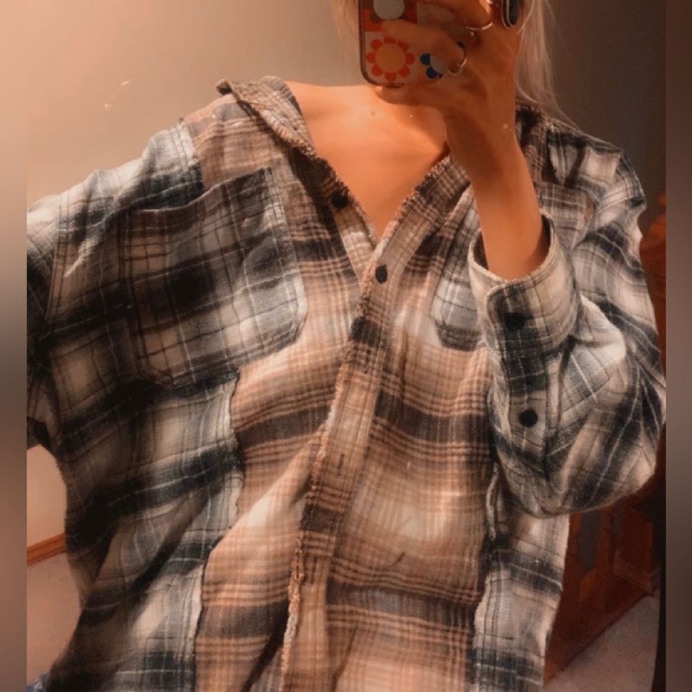 COPY - Oversized distressed urban outfitters flannel